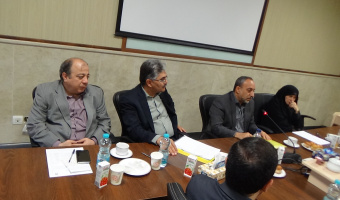 نشست  هم اندیشی اساتید دانشکده مدیریت و حسابداری
