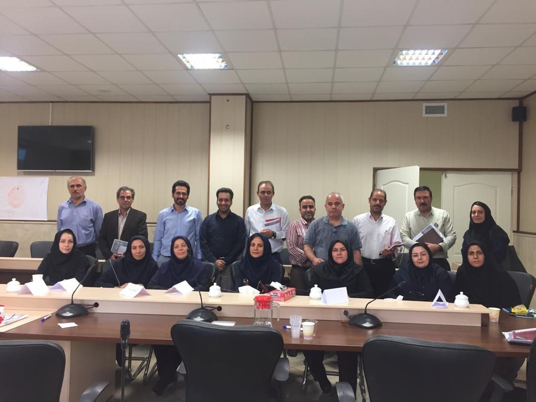 برگزاری اولین مرحله کارگاه آموزشی مزیت های شادی (نشاط سازمانی)