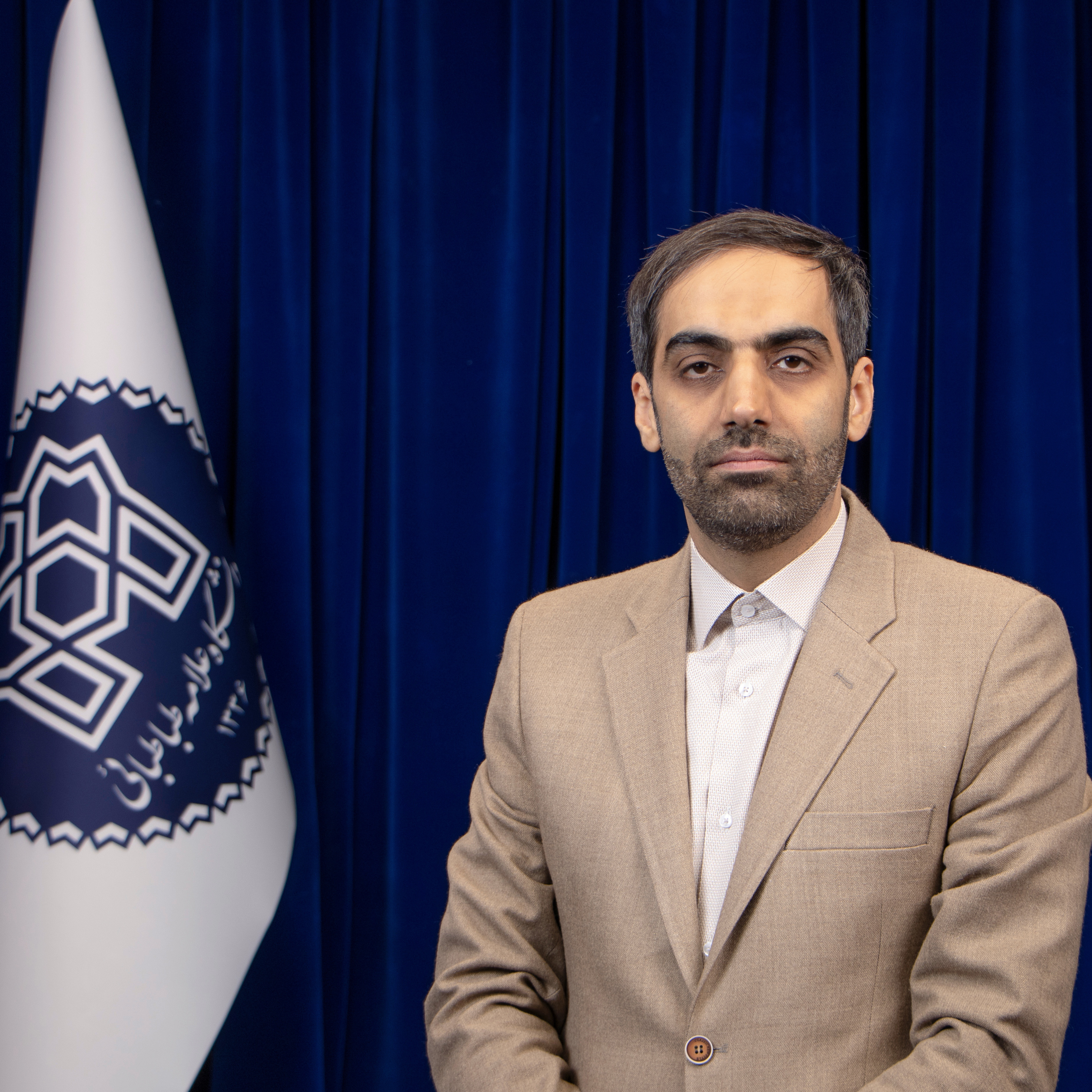 وحید خاشعی