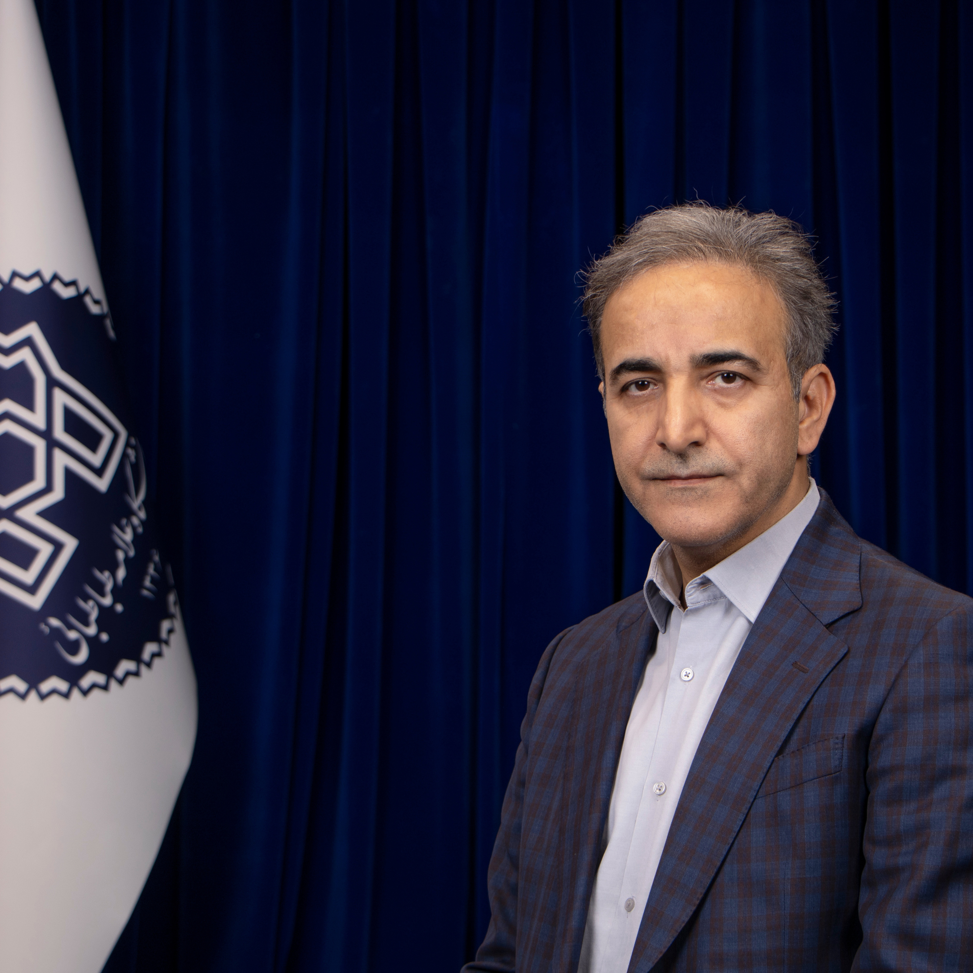 جواد شکرخواه